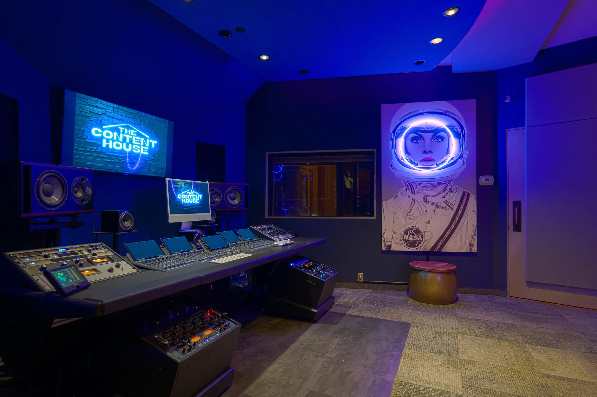 Studio A — Executive Suite