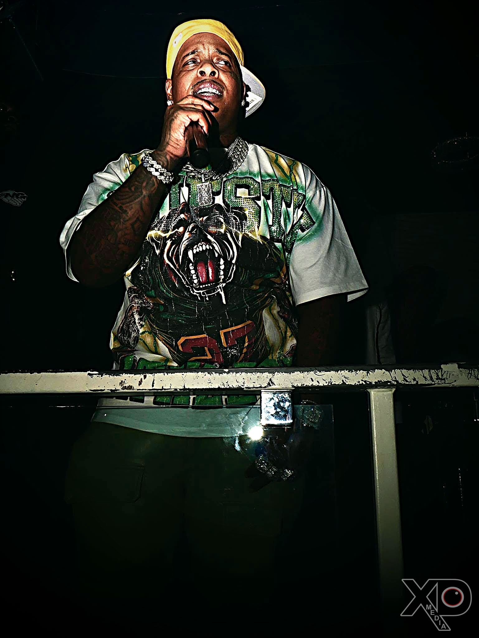 Finesse 2Times performing live